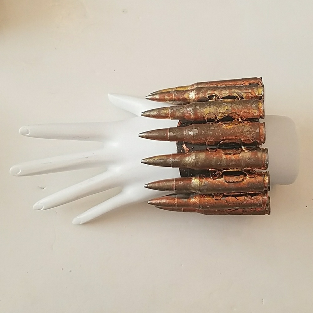 GASOLINE GLAMOUR bullet cuff